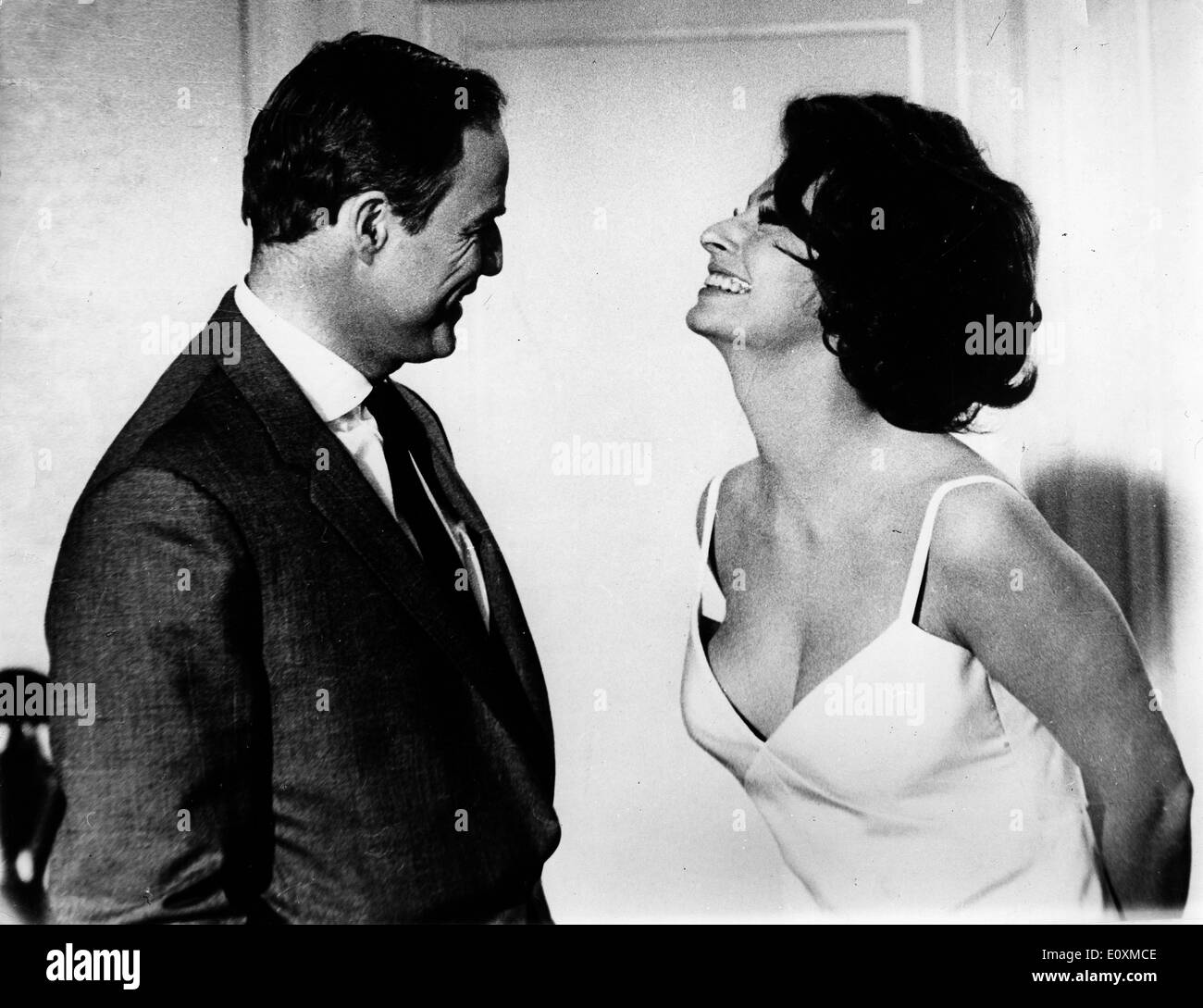 Actress Sophia Loren and Marlon Brando in 'A Countess from Hong Kong' Stock Photo