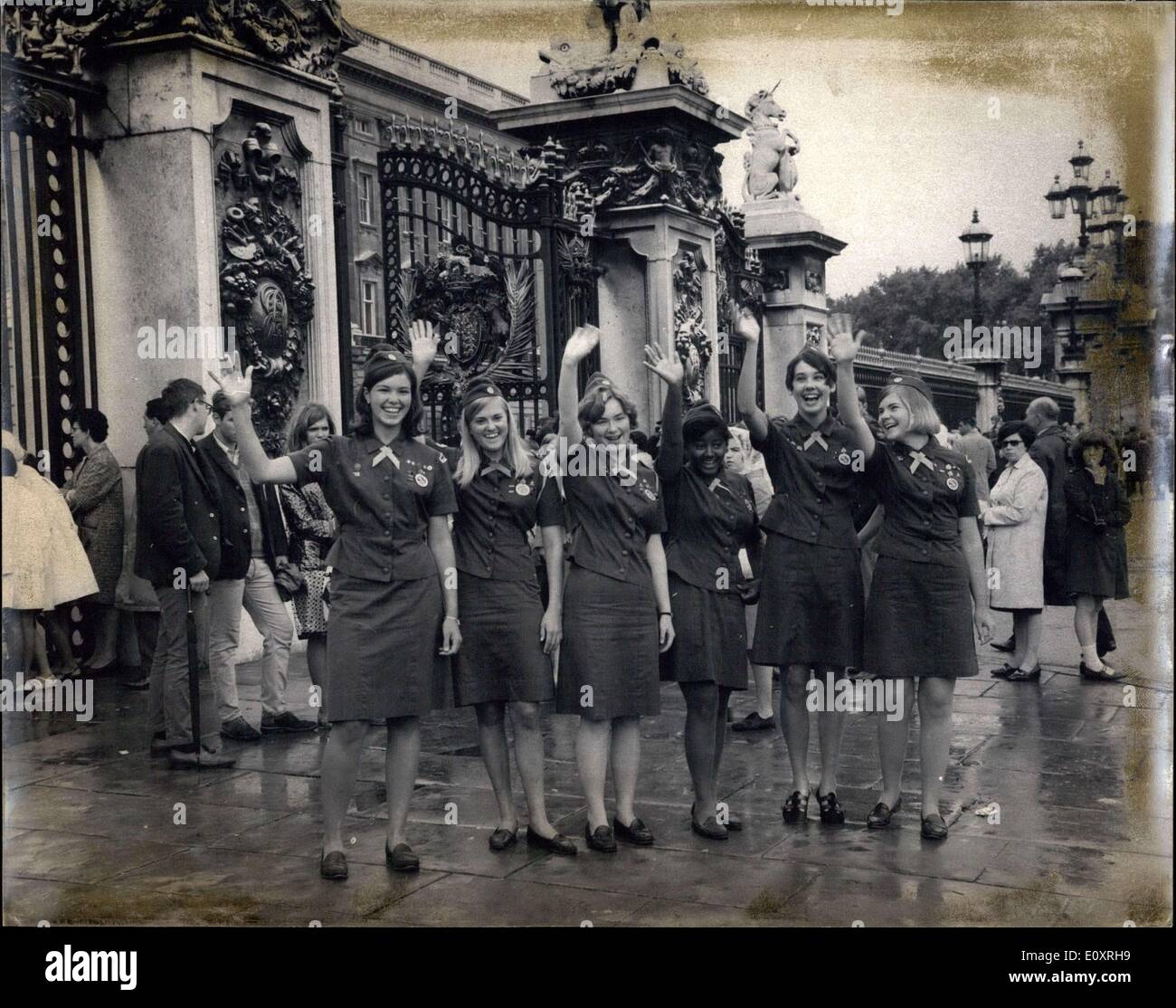 British girl guides hires stock photography and images Alamy