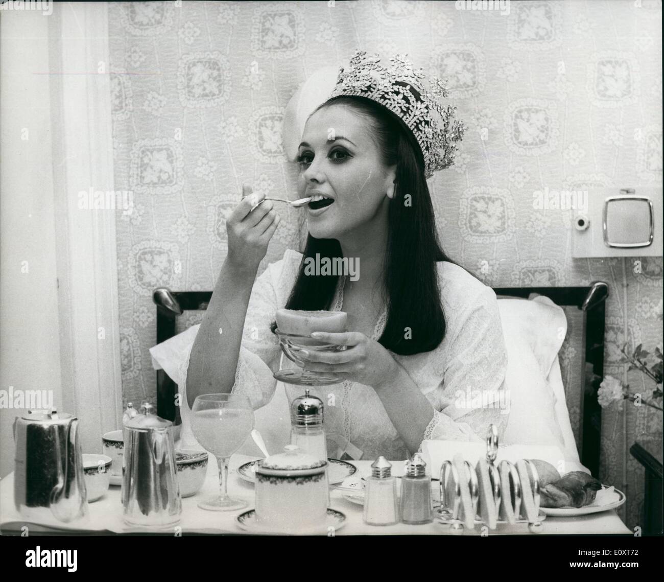 Nov. 11, 1967 - Breakfast in bed for the new ''Miss World'': Miss Peru, 21-year-old Madeline Hartog-Bel, who last night became ''Miss World'' was served with breakfast in bed as she awoke to her new wonderful world at the Waldorf Hotel this morning. Photo shows Miss Peru (Madeline Hartog-Bel) the new ''Miss World'' sits up in the bed with her breakfast on a tray at the Waldorf Hotel, London this morning Stock Photo