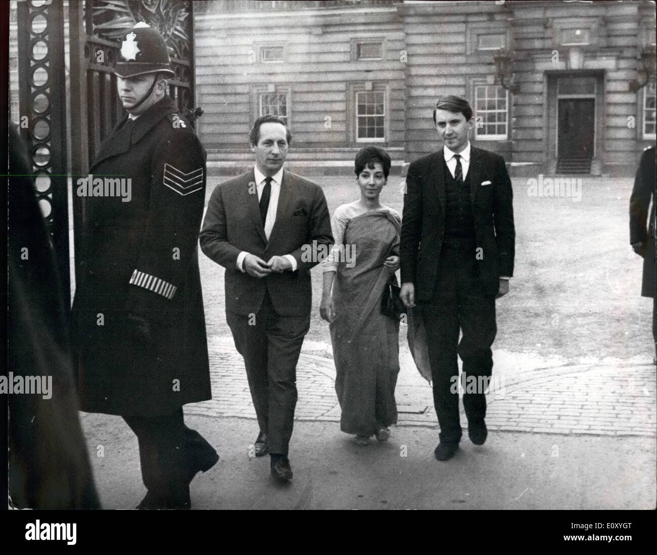 Feb. 02, 1968 - Immigrant Bill Letter Handed in at Buckingham Palace. A deputation led by Mr. David Steel, MP, Liberal spokesman in the Common on Commonwealth Affairs, this afternoon handed in a letter asking the Queen as Head of the Commonwealth and Head of State in Britain, to refuse Royal Assent to the Commonwealth Immigrants Bill after its passage through Parliament. Keystone Photo Shows:- Seen leaving the Palace after handing in the letter today are (L to R): Dr. Maurice Miller, Labour M.P. for Kelvin Grove, Glasgow; Mrs Stock Photo