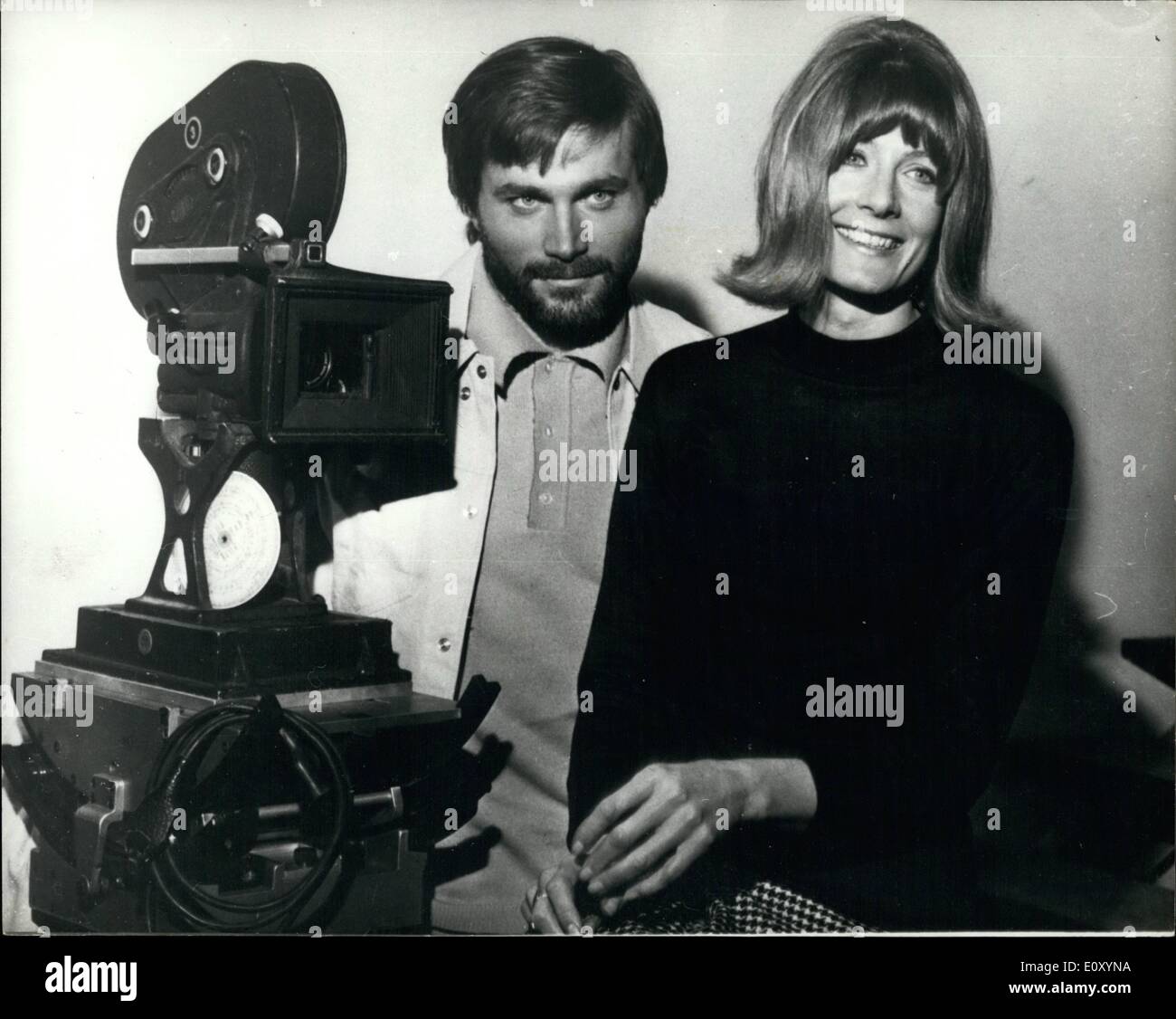 Apr. 04, 1968 - Vanessa Redgrave and Italian Actor Franco Nero discuss their new film to the press in Rome. Photo shows British Stock Photo