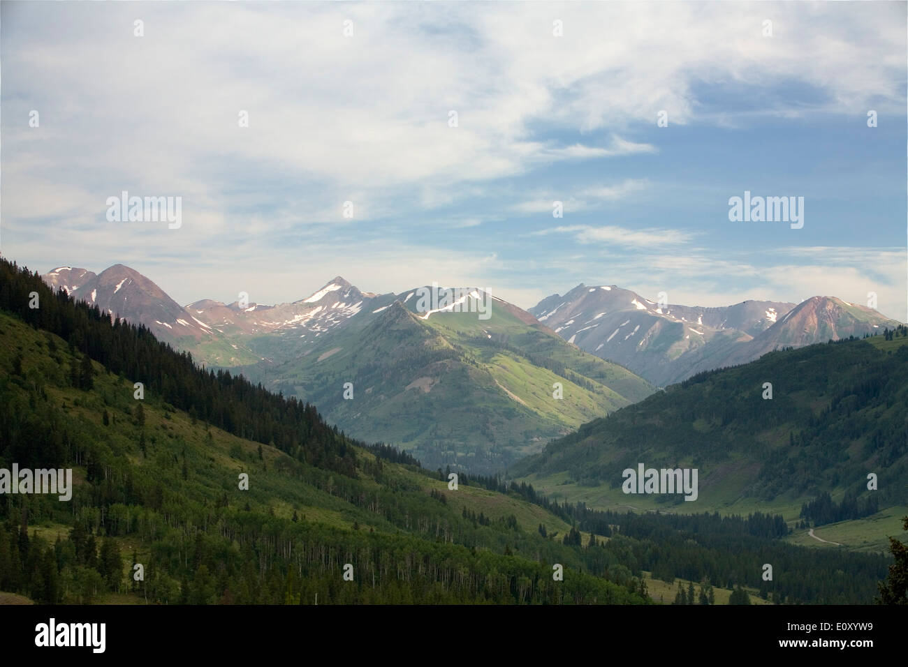 Gunsight pass road hires stock photography and images Alamy