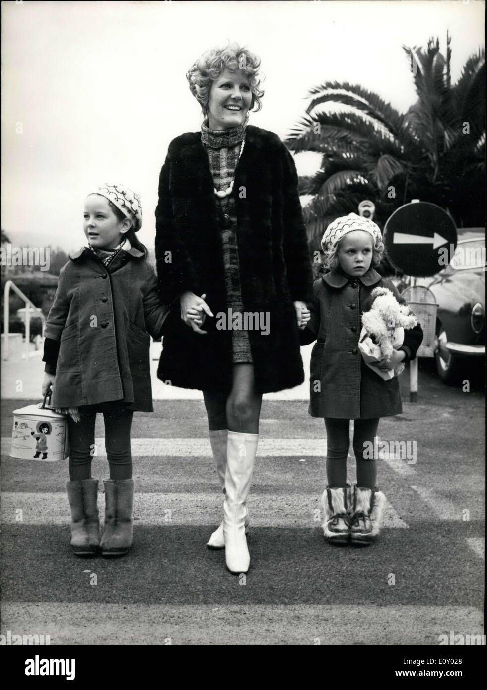 Apr. 05, 1968 - Petula Clark:Holiday On The Riviera:Petula Clark is spending a short holiday on the French Riviera before returning to Paris and London. Photo shows Petula Clark pictured with her two daughters Barbara(left) and Katy at the airport in Nice. Stock Photo