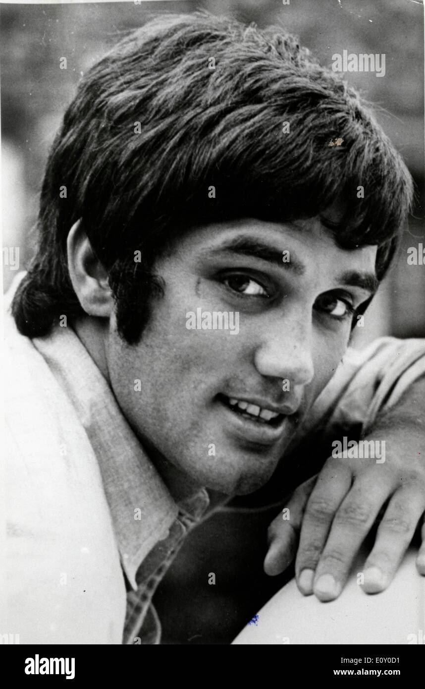 George best hi-res stock photography and images - Alamy
