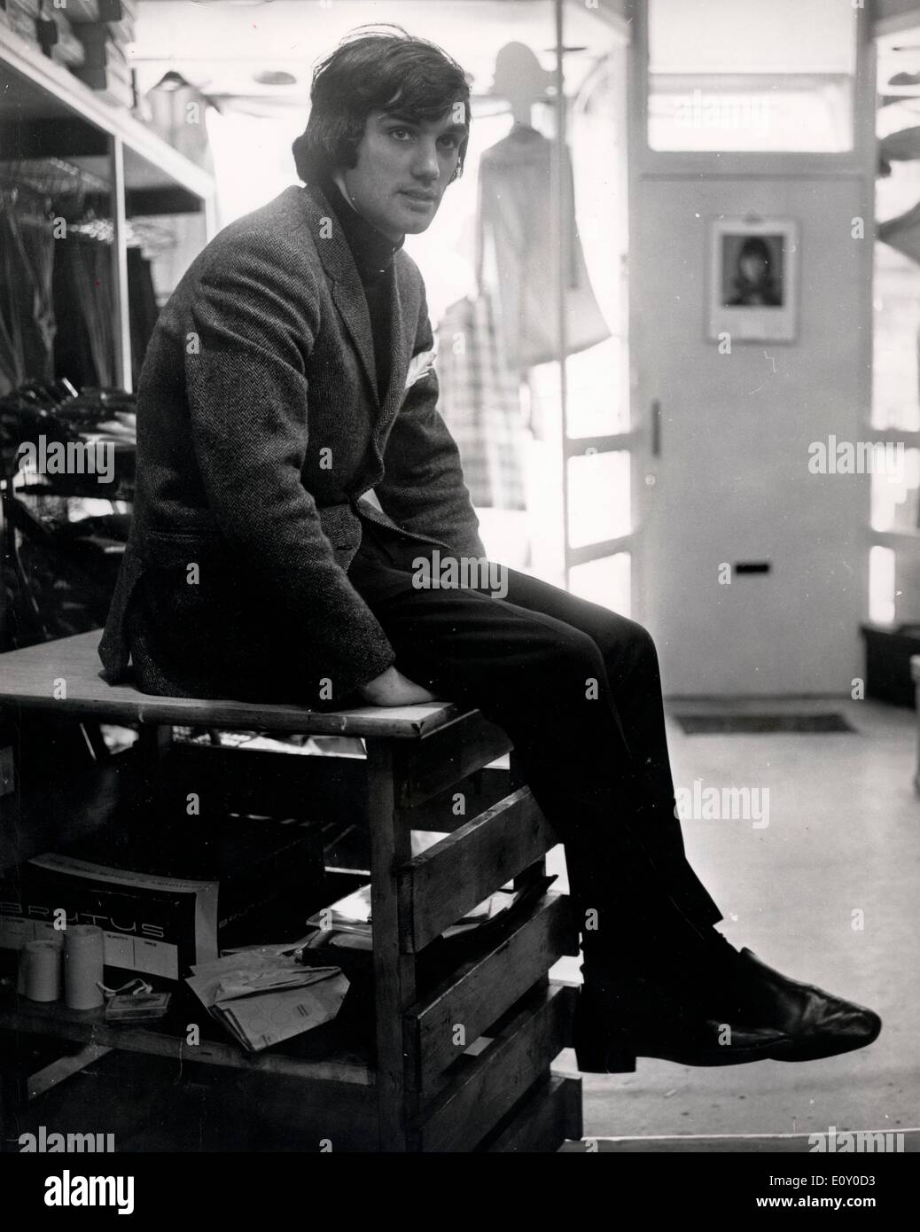 George best hi-res stock photography and images - Alamy