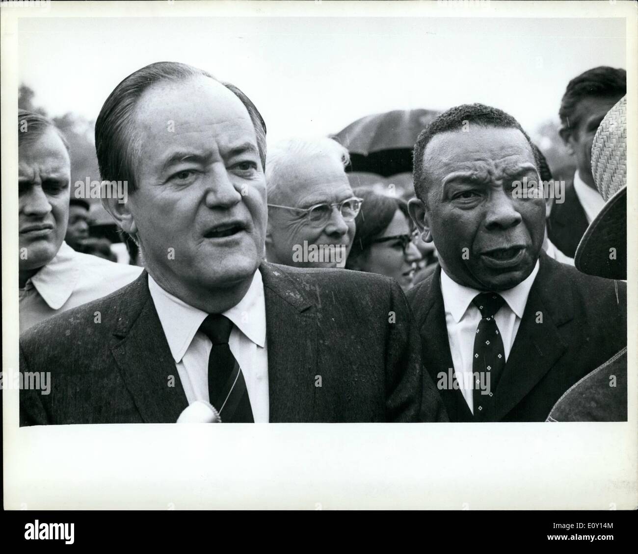 May 05, 1968 - Humphrey W/mayor of Washington? at Resurrection city Washington DC, may 1968. Stock Photo