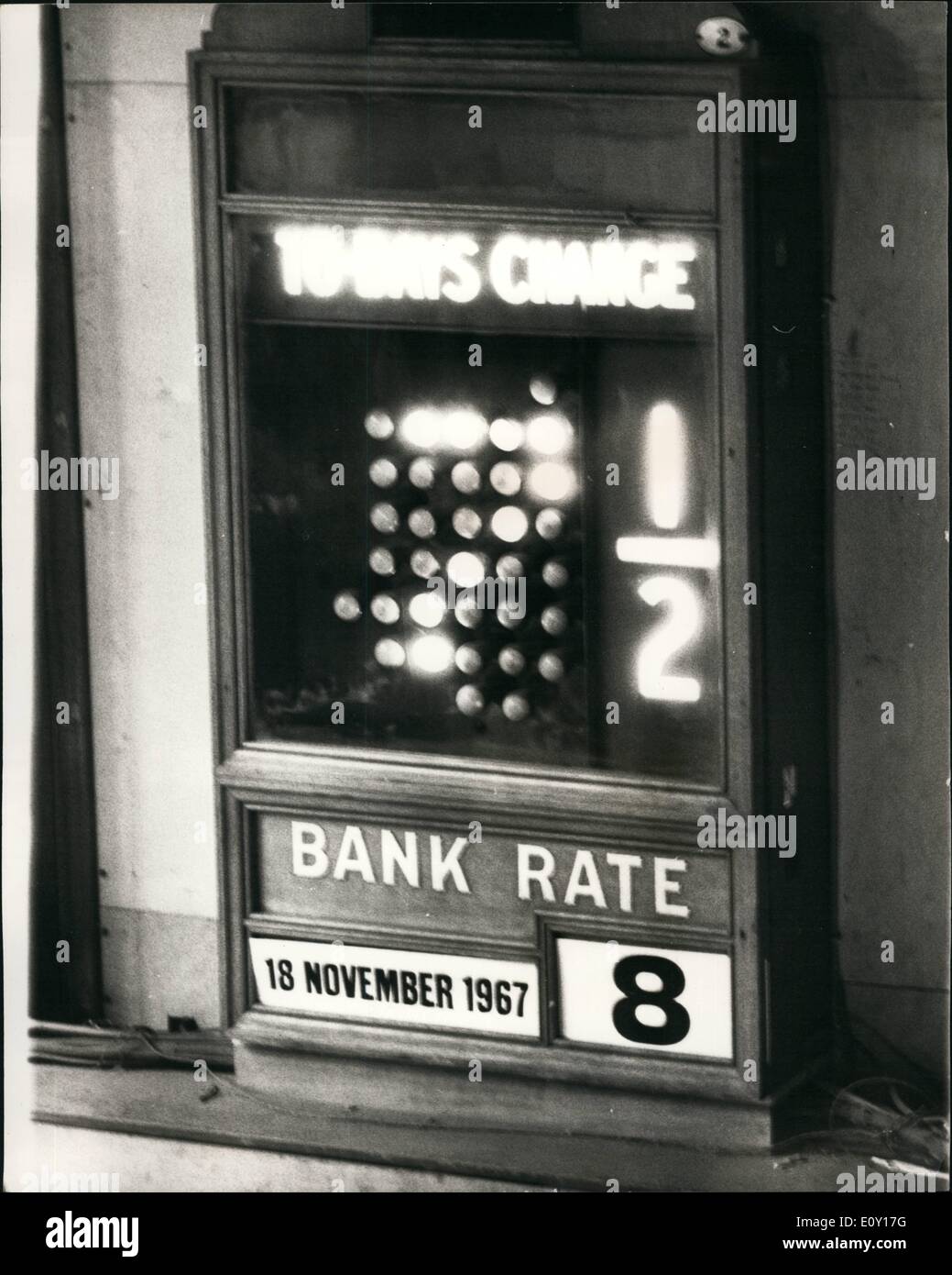 Mar. 03, 1968 - Bank Rate down to 7 1/2%. Photo shows after today's Bank Rate change to 7 1/2% from 8% the new Bank Rate is indicated on a board, at the Stock Exchange. Stock Photo