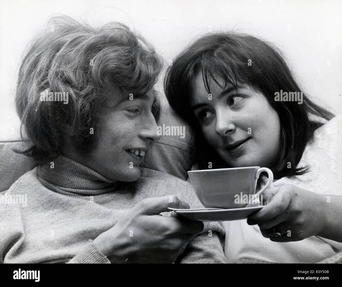The Bee Gees Robin Gibb with wife Molly Stock Photo