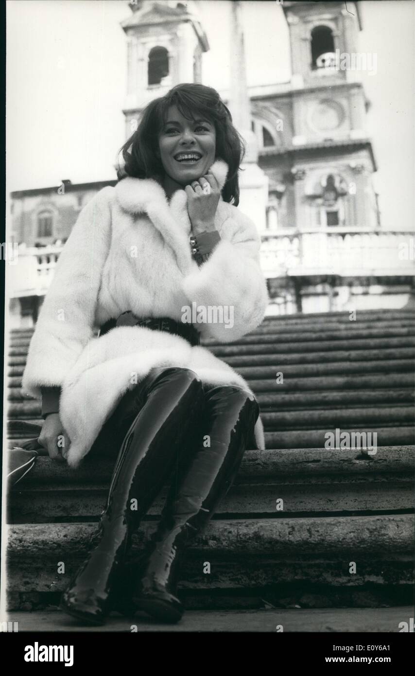Dec. 12, 1968 - Beautiful brunette British actress Anne Heywood seen at the Spanish steps, as she is going around Rome, to profit of the clear days even if it is rather cold. She has just ended the film The Lady. A news reports she has insured her eyes for many millions of Liras to the Lloyds of London. Photo shows Anne Heywood at Spanish steps. Stock Photo