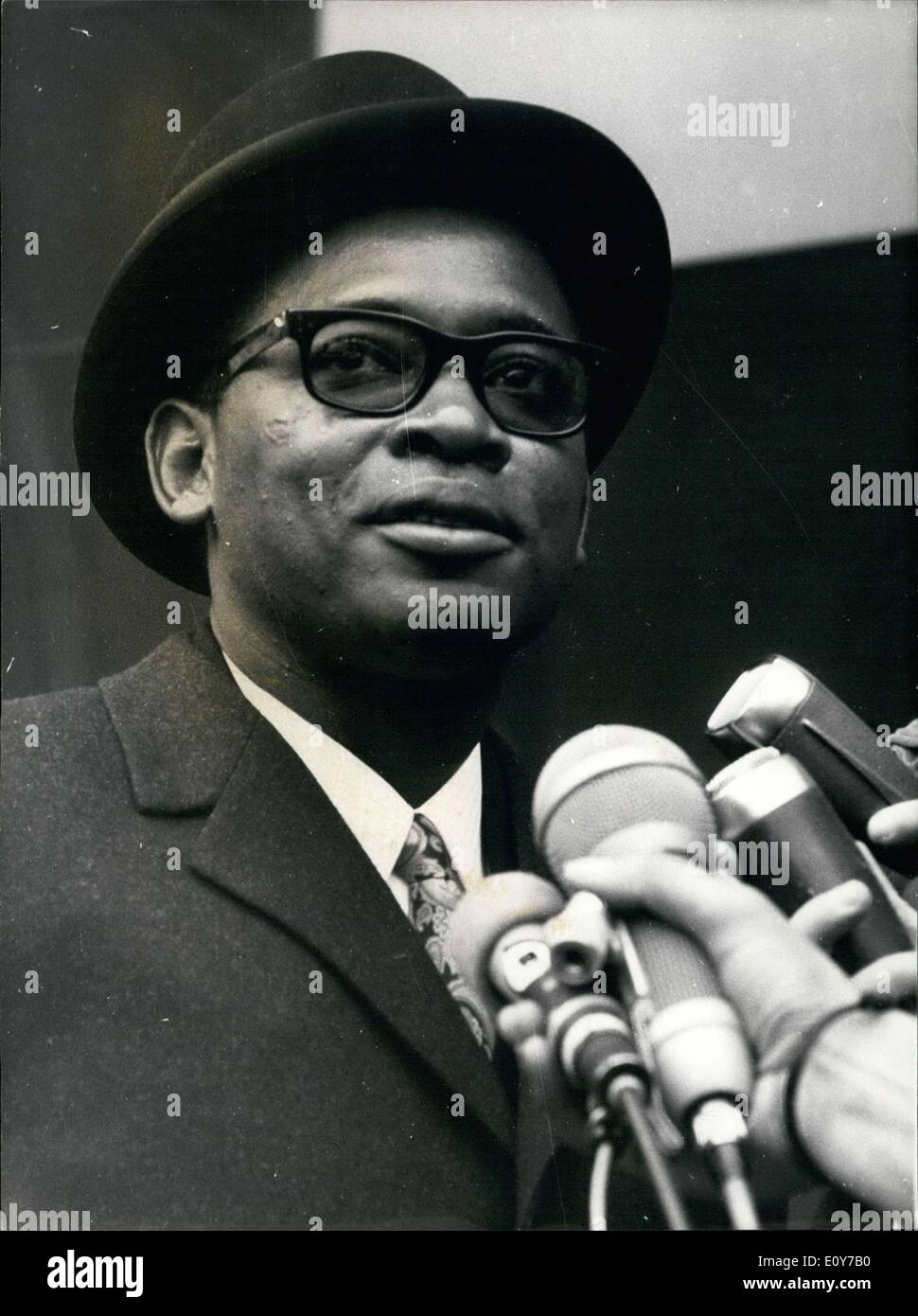 Mar. 27, 1969 - The President of the Democratic Republic of the Congo, Lieutenant General J.D. Mobutu, in Paris since yesterday Stock Photo