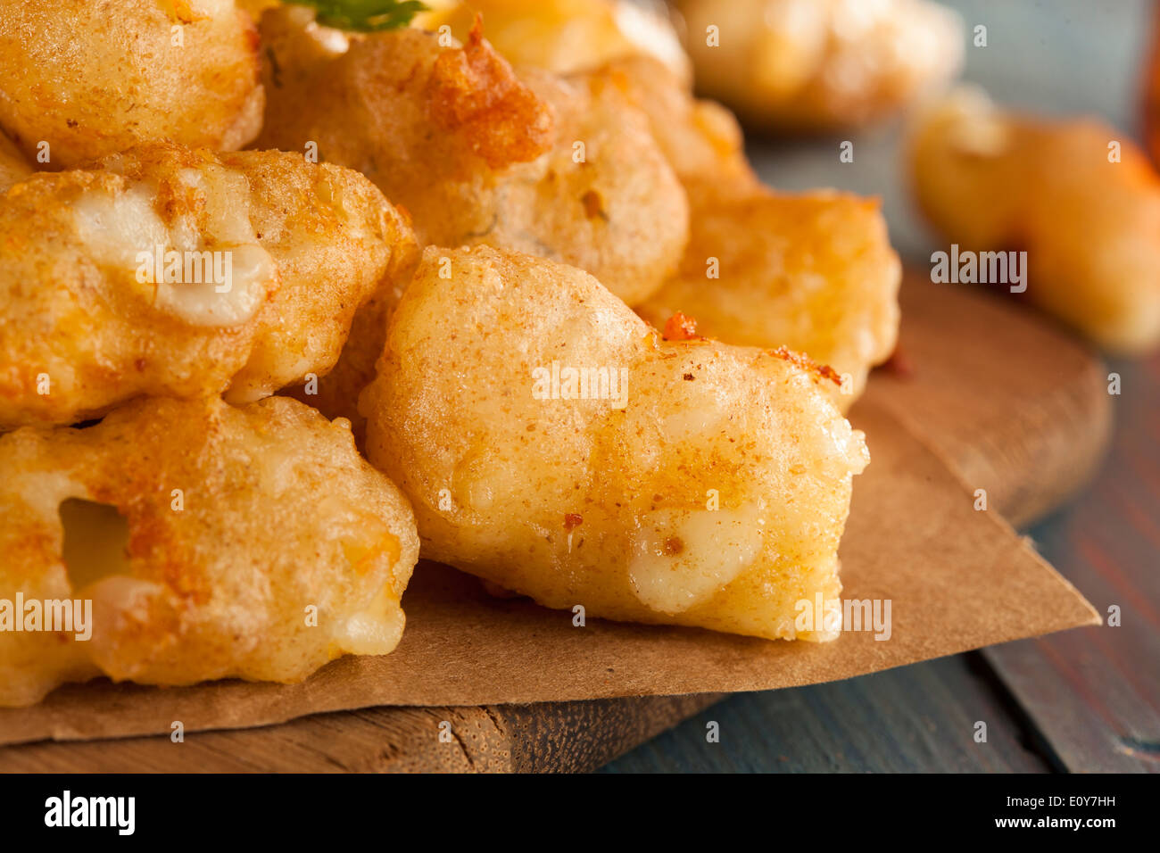 Beer Battered Wisconsin Cheese Curds with Dipping Sauce Stock Photo Alamy