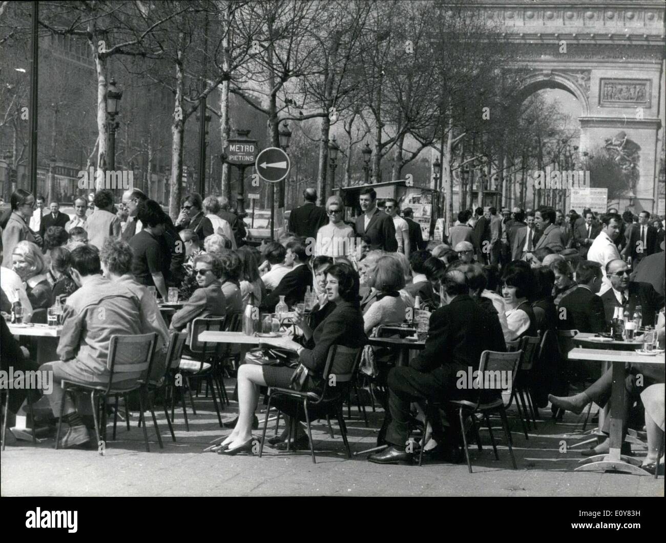 Apr. 08, 1969 - Foreigners and Provincials Celebrate Easter Holiday in Paris ESS.co Stock Photo