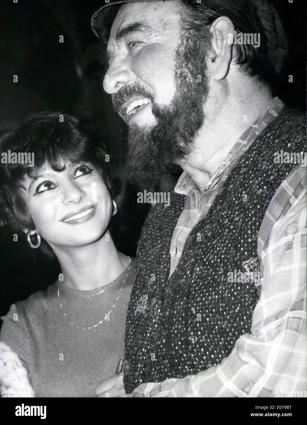 Sep. 04, 1969 - Shmuel Rodensky, pictured here, is ''idolized'' by a super star! Esther Orafim, compatriot of ''the mot famous milk man in the world,'' was among the numerous guests at the Munich premiere of the successful musical ''Anatevka''on September 3 in the German Theater. That he came and thrilled the public to thunderous applause, probably doesn't even need to be mentioned! Stock Photo