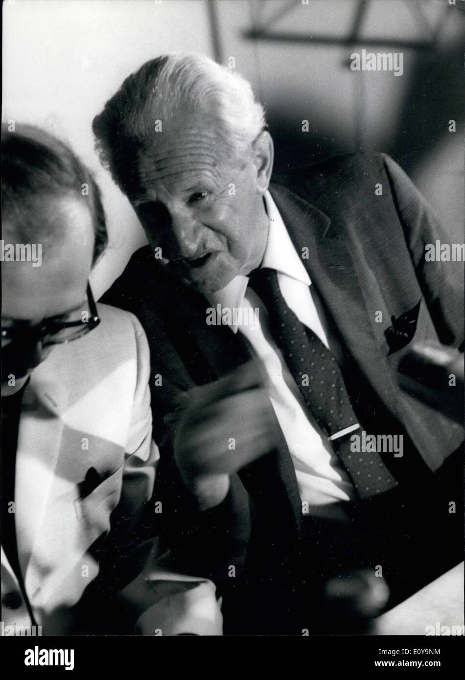Jun. 06, 1969 - The philosopher Herbert Marcuse, who is in Rome for a conference-tour, held in Rome the last conference before to leave Rome. During his speech how was continually interrupted by the young contesters, between which Daniel Cohn Bendit was the most violent. Photo shows Herbert Marcuse during his speech. Stock Photo