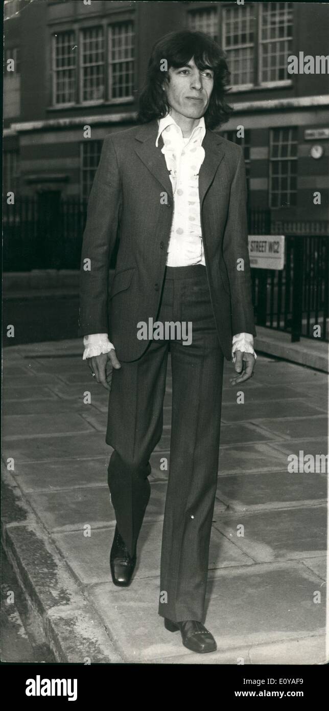 Jul. 07, 1969 - Hearing of Divorce petition by Rolling Stone Bill Wyman : The hearing of a divorce petitions by Rolling Stone Bill Wyman against his wife, Diane took place today. The case is in the undefended list. Photo shows Today's picture of Rolling Stone Bill Wyman. Stock Photo