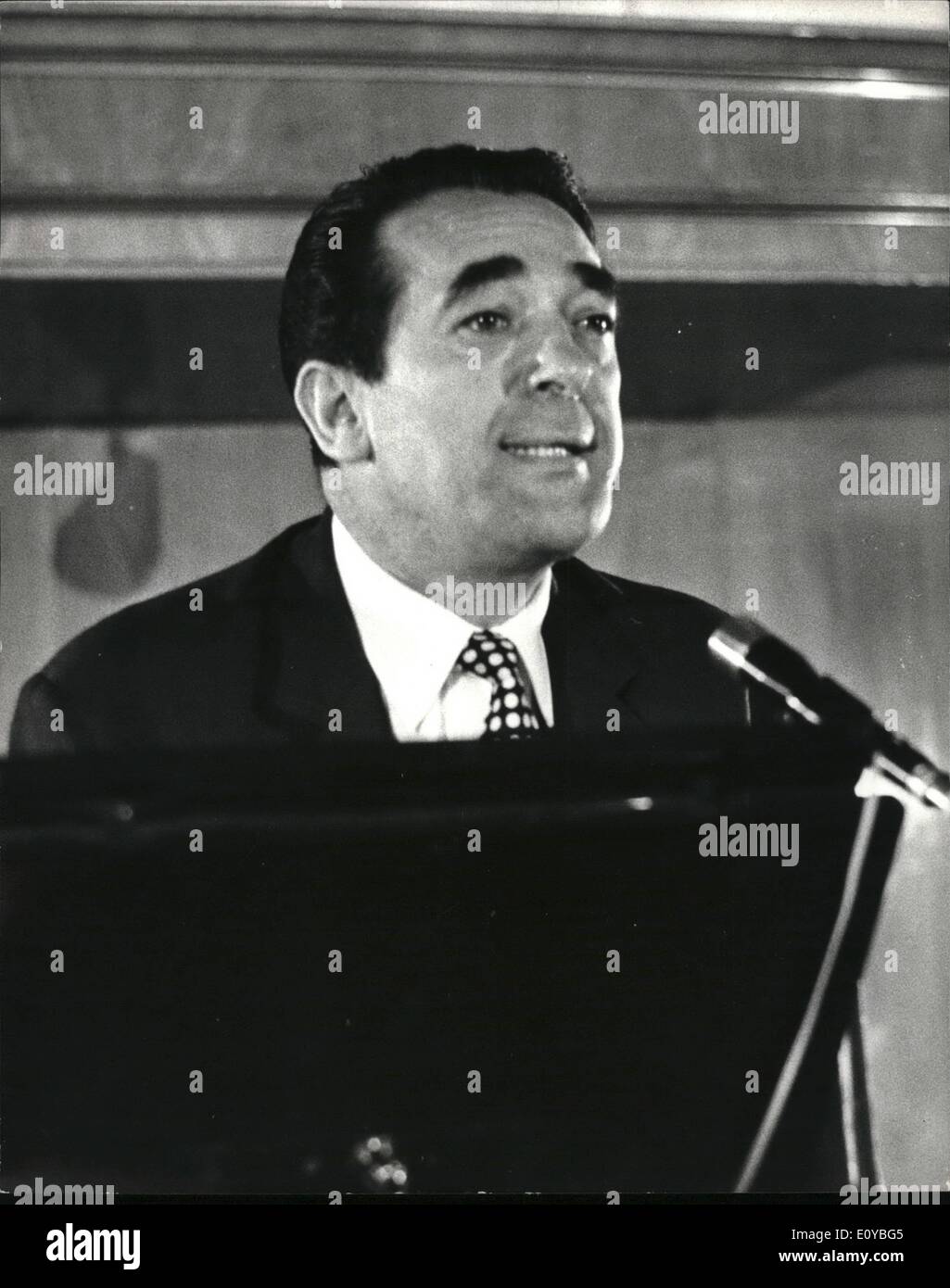 Oct. 10, 1969 - Uproar At Meeting Of Pergmon Press Shareholders At The Connaught Rooms: As Mr. Robert Maxwell, Labour MP and Chairman of Porgam,en Press was about open the meeeting of shareholders who were their to decide whether Mr. Saul Steineberg's Lease team should take over management central of Proamen from Mr. Maxwell, four men jump onto the Platform and one of them a solietoer,. tried to speak the meeting. After a few minutes he left the platform as the microphones went dead and the shareholders were chanting and hand-clappio with his three Colleagues. Photo Shows Mr Stock Photo