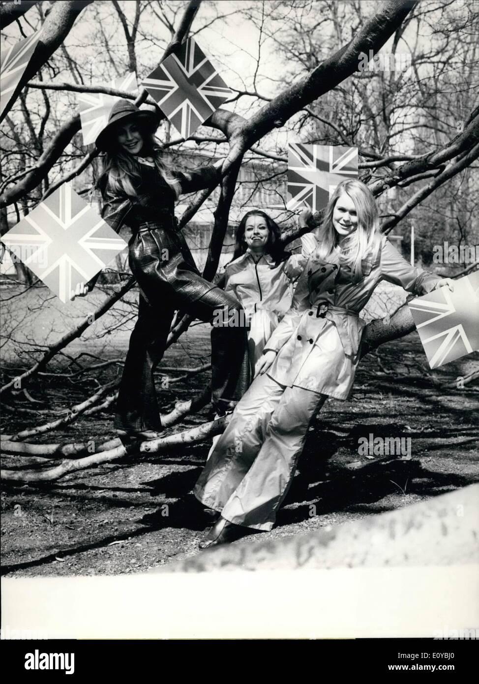 Rainwear fashion hires stock photography and images Alamy