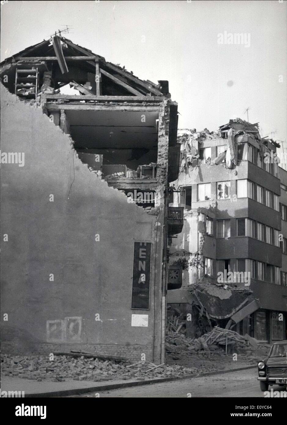 Earthquake in yugoslavia immagini e fotografie stock ad alta risoluzione -  Alamy