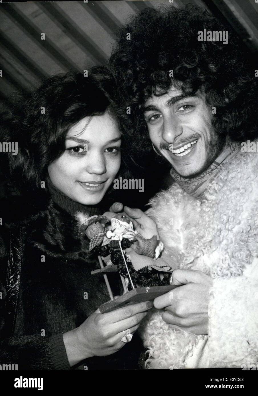 Dec. 04, 1969 - Lyvia Bauer received a rousing welcome when returned from Spree on the Isar. Noam Zaid, brother of world superstar Esther Ofarim, presented her with a popular gift currently in demand during Christmas Eve. Lyvia, singer, actress, and a dancer from Munich, has been the leading actress as part of the ensemble cast of the Berlin staging of the play ''Hair'' for the last month. Currently she has returned to her hometown in order to pursue new endeavors. Stock Photo