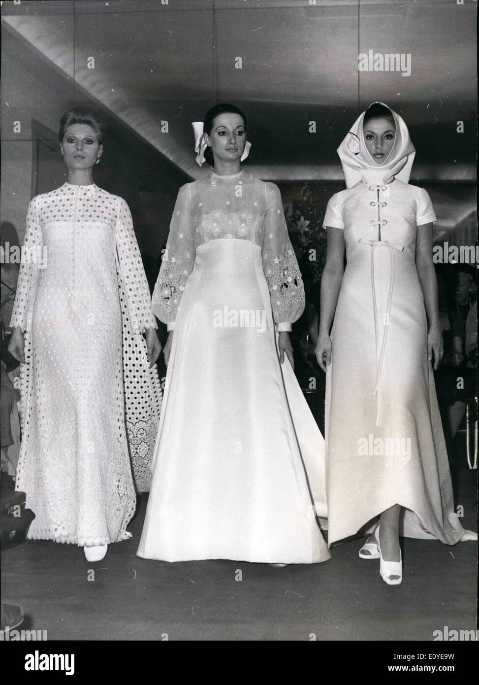 Jan. 01, 1970 - Paris Fashion: Molyneux ...