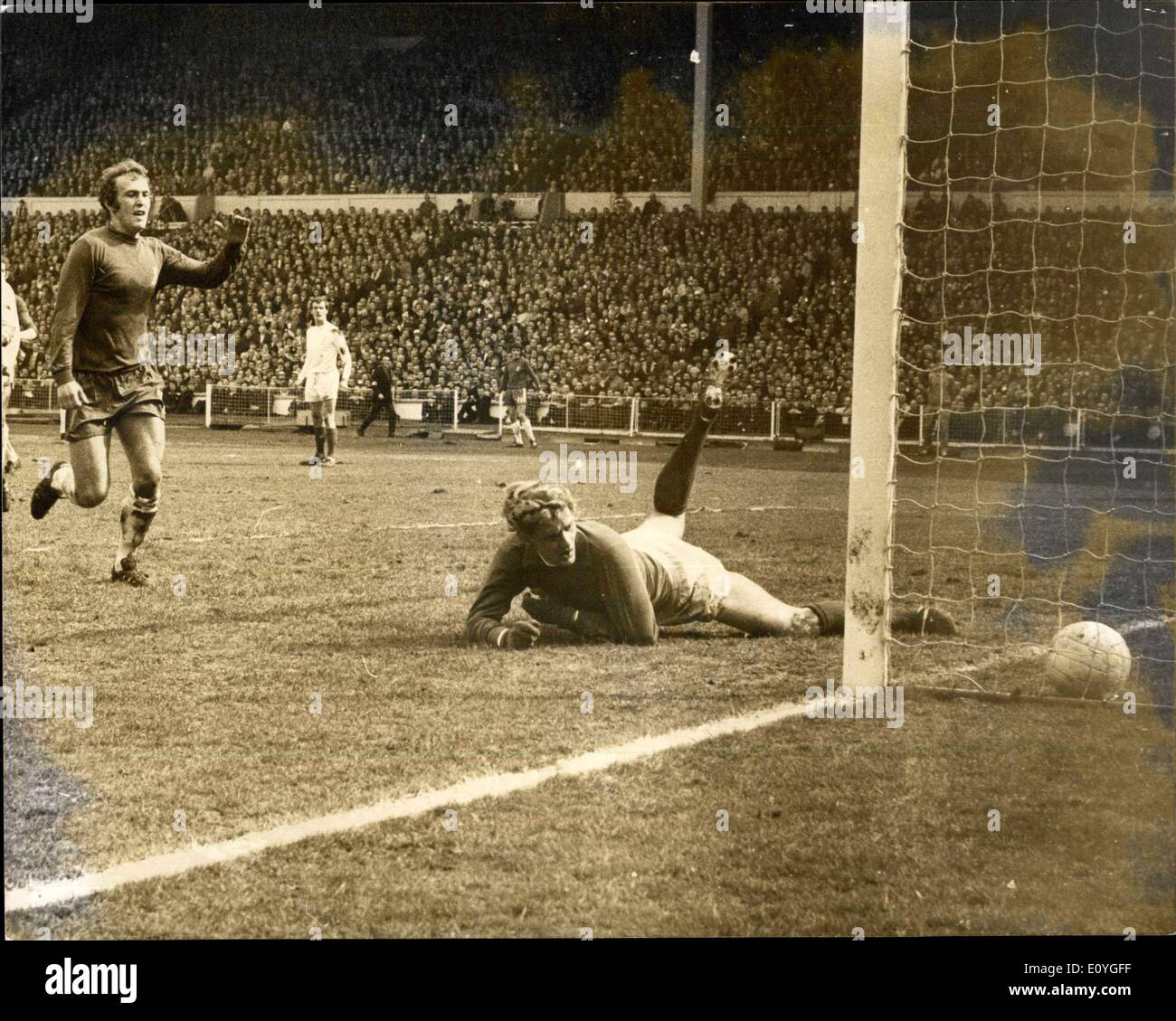 Leeds United 1970 Stock Photos & Leeds United 1970 Stock Images ...