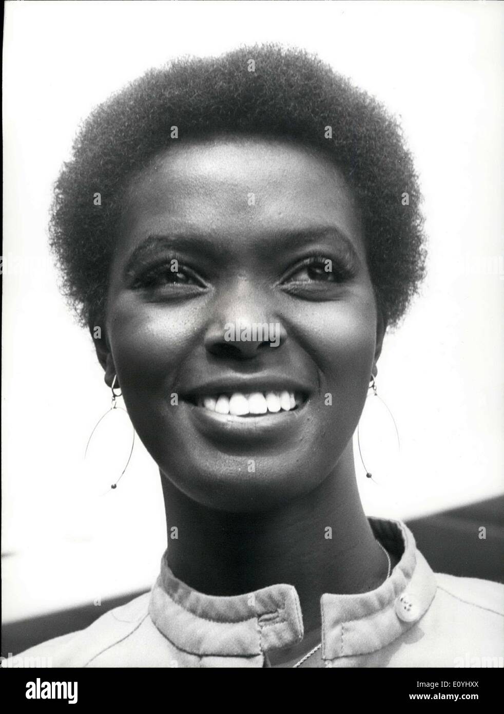 Jun. 10, 1970 - Gloria Smith (pictured), who won the title of Miss Black America in New York City, came to Paris. The 24 year old beauty queen has the following measurements: chest, 85cm; waist, 35cm; hips, 85cm. She is a model in the USA. Stock Photo