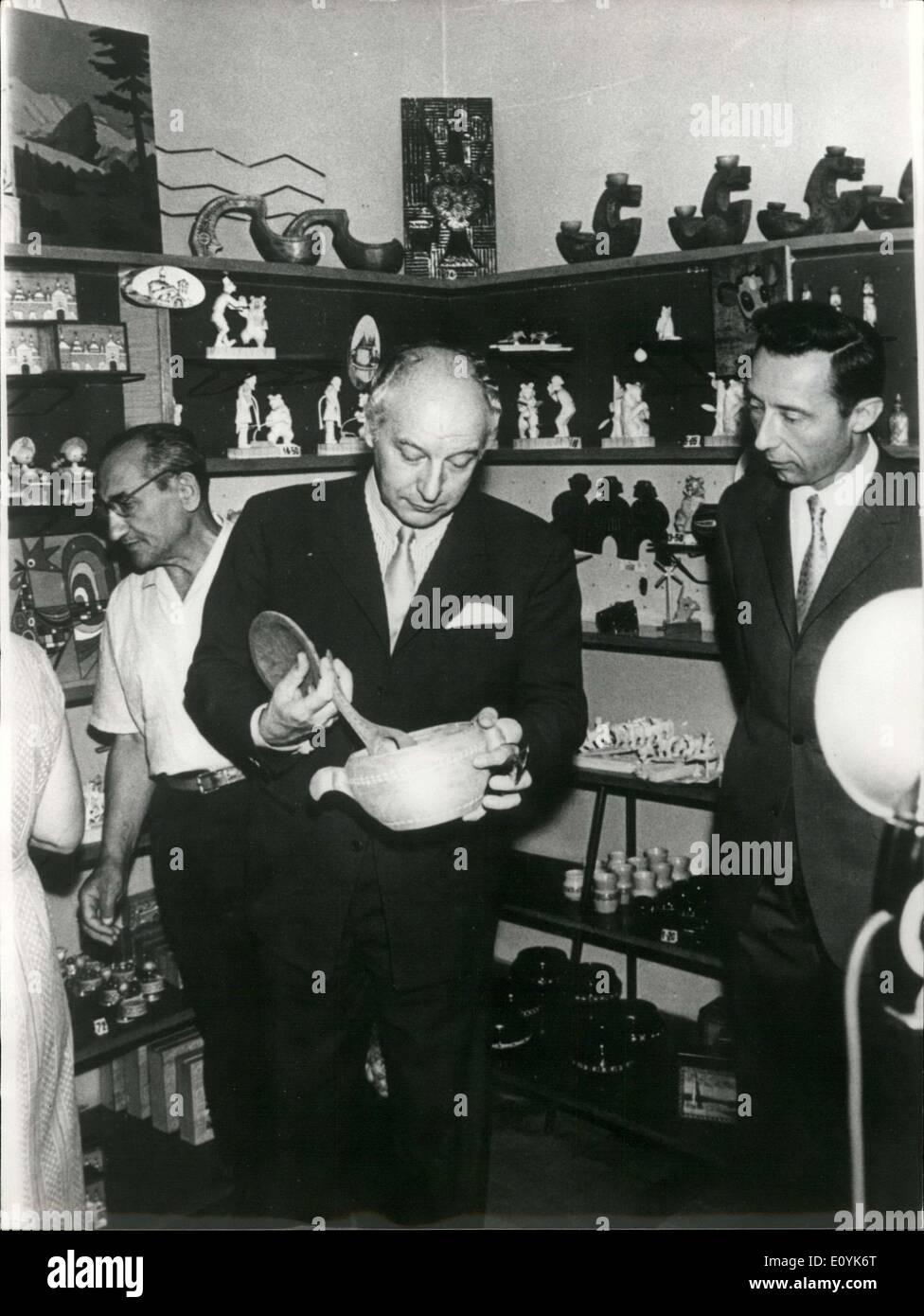 Aug. 07, 1970 - West Germany's Minsiter of Foreign Affairs, Walter Scheel (left), finds himself in Moscow to establish a political agreement with the Soviet Union. With about 80% of the agreement drafted, it could be signed by the end of the month. Here is Scheel visiting a local Russian souvenir shop. Stock Photo