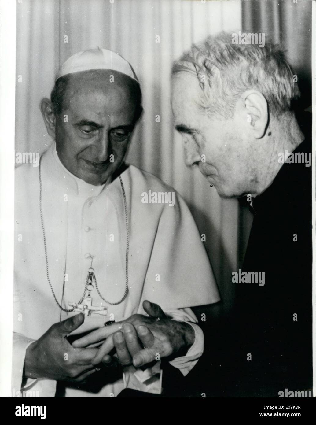 Bishop Walsh High Resolution Stock Photography And Images Alamy