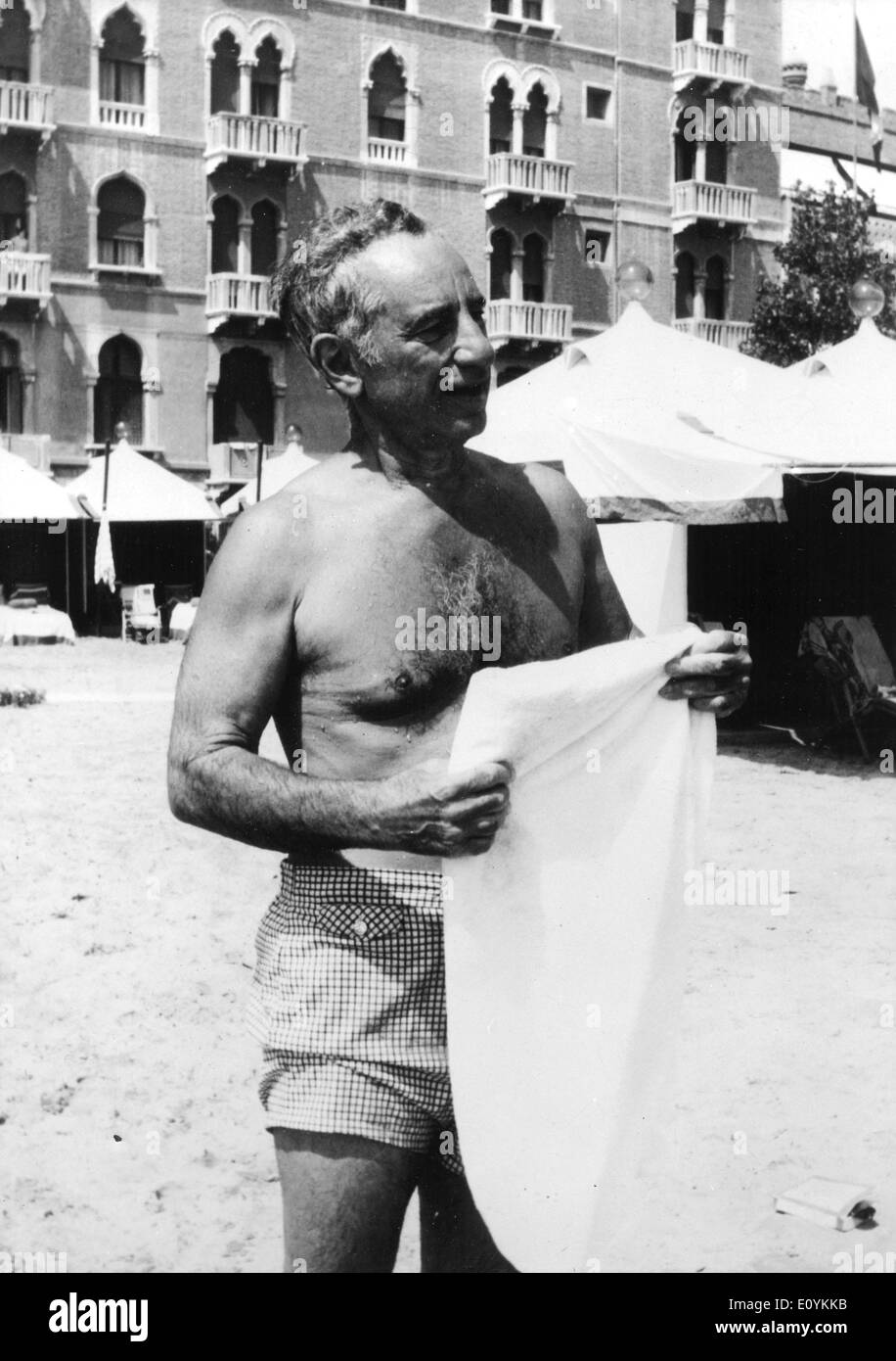 Aug 25, 1970; Venice, ITALY; (FILE PHOTO) 94-year-old ELIA KAZAN, the Oscar award-winning director of 'A Streetcar Named Stock Photo