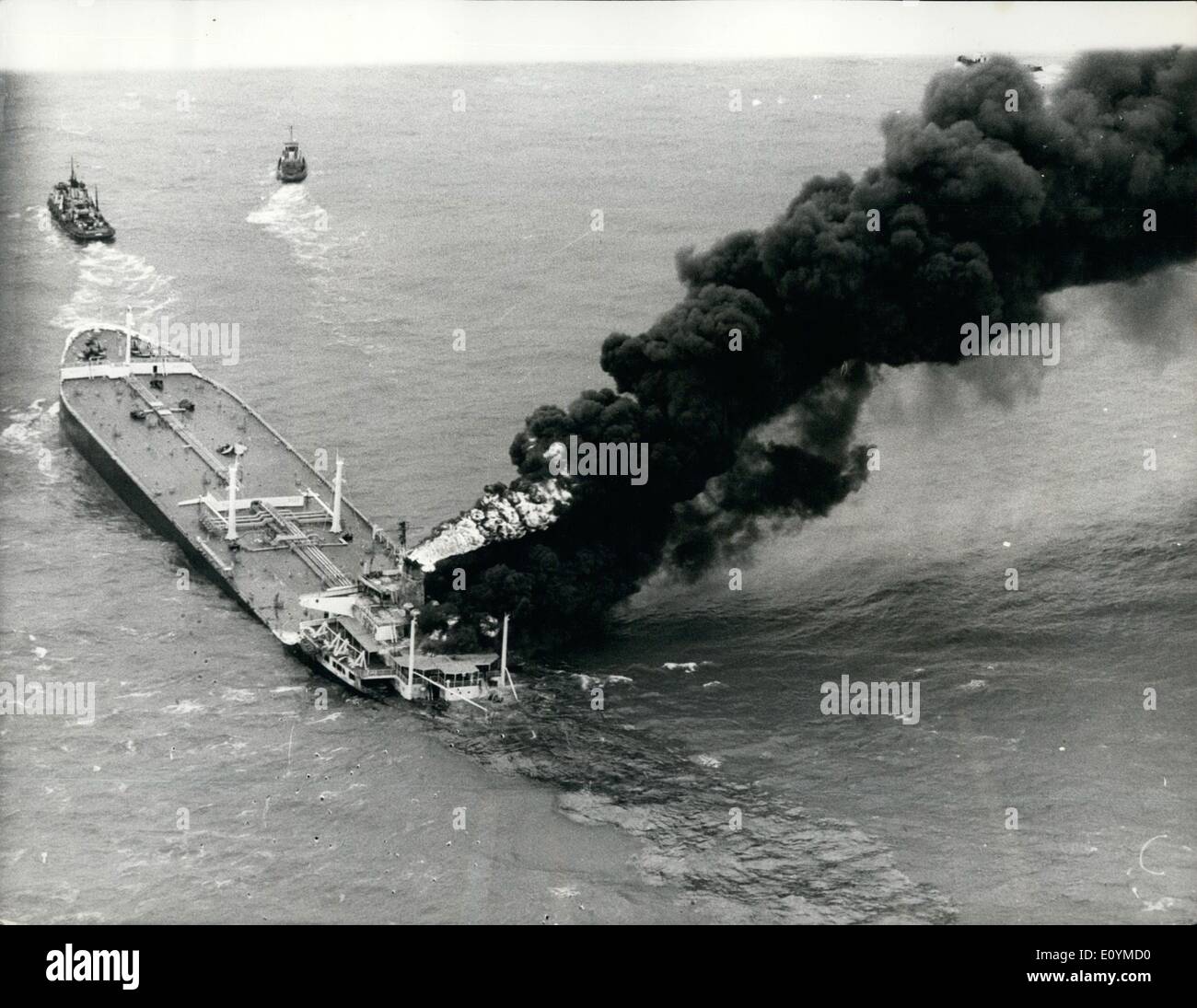 Oct. 10, 1970 Giant Oil Tanker ''Pacific Glory'' Explodes In Flames