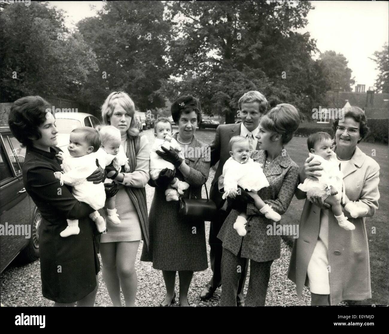 Oct. 10, 1970 - A BIG DAY IN THE LIFE OF BRITAIN'S FAMOUS FIVE BABIES - THE CHRISTENING OF THE LETTS QUINS - It was a big day in the lives of Britain's five famous babies - the LETTS QUINS - who were christened today at St. Michael's Church, Chenies: Bucks. It was at the same church that their 24-year old mother, ROSEMARY LETTS, was christehed, and also the church where she and he 26.year.old husband JOHN, were married four years ago. The babies, SHARON MARIE - CARA DAWN - GARY JOHN - TANYA OD/LE and JOANNE NADINE are now ten months old, PHOTO SHOWS : The LETTS quills arriving at St Michael' Stock Photo