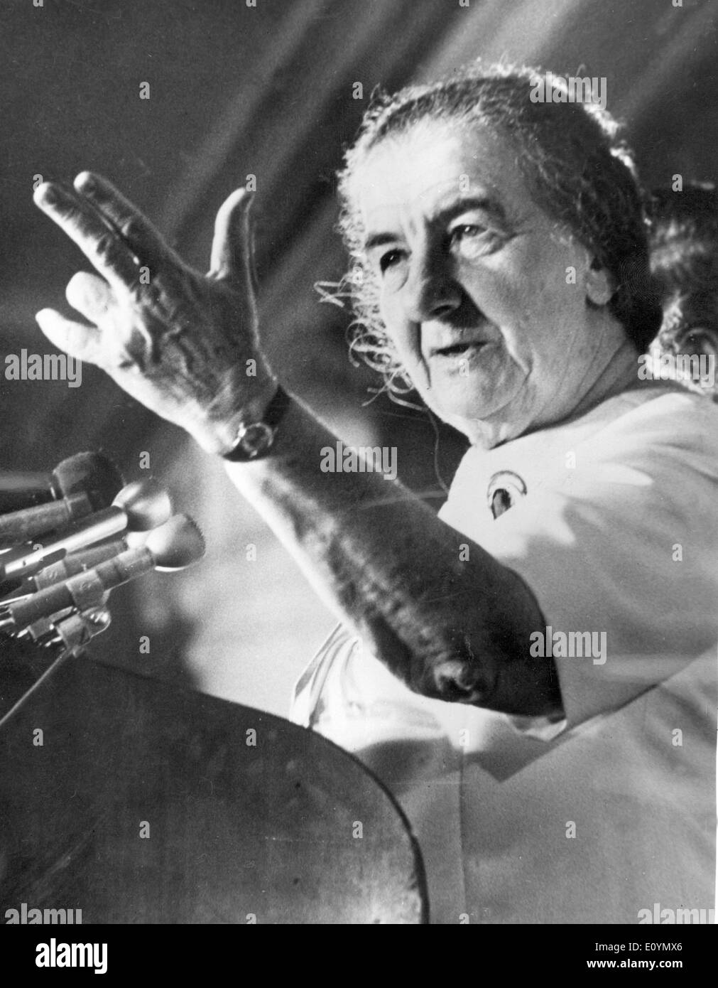 Prime Minister Golda Meir gives a speech Stock Photo