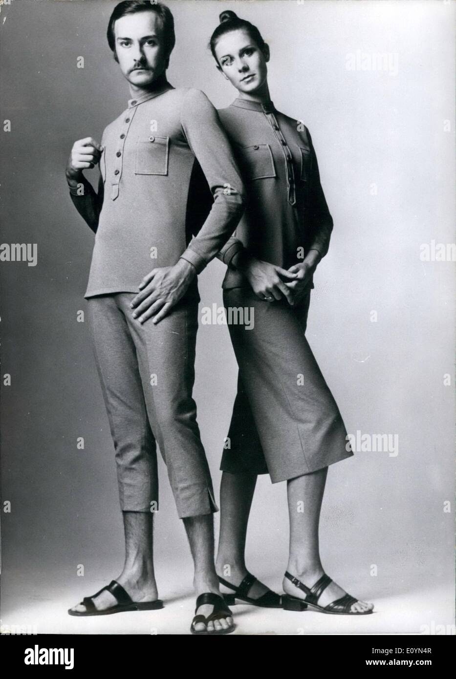 1970's top gaucho pants