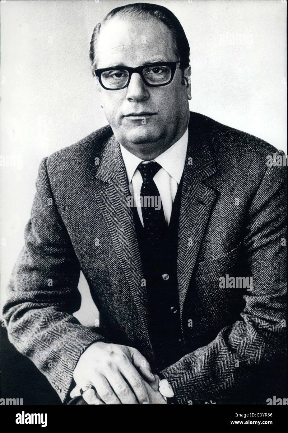 Mar. 19, 1971 - Israelite Government gives agreement for Jesco von Puttkamer: Wit the agreement of the Israelite government the Stock Photo