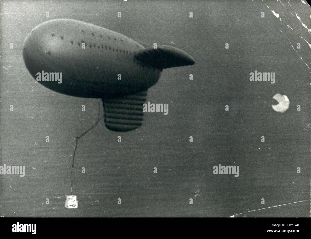 May 08, 1971 - First photo of the new French Atomic bomb Stock Photo