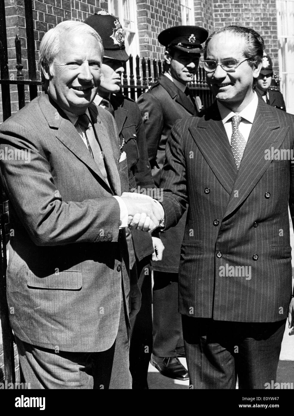 June 28, 1971 - London, England, United Kingdom - Britain's Prime Minister, EDWARD HEATH, is seen greeting, Italy's Prime Minister, EMILIO COLOMBO, after he arrives at number 10, Downing Street for talks. Stock Photo