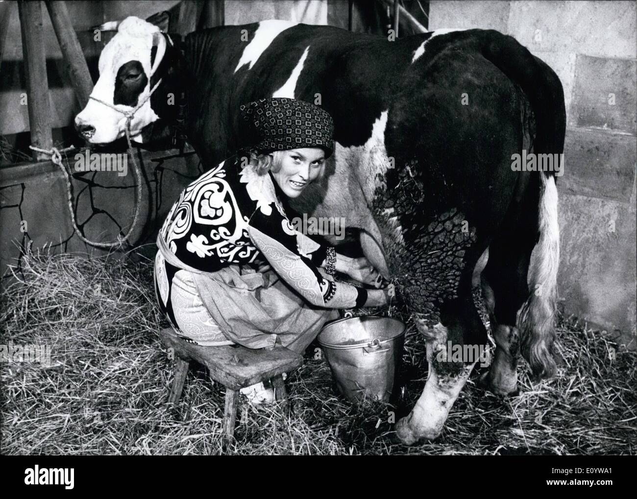 Jul. 07, 1971 - To be a farmer... ... was Jutta Heine's record-sprinter and winner of the silver model in Rome wish as a child Stock Photo