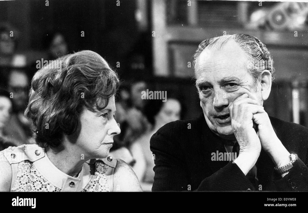 Jul 17, 1971; London, UK; TOM DRIBERG and BARBARA CASTLE seen at The Labour Party Conference. (Credit Image: © KEYSTONE Stock Photo