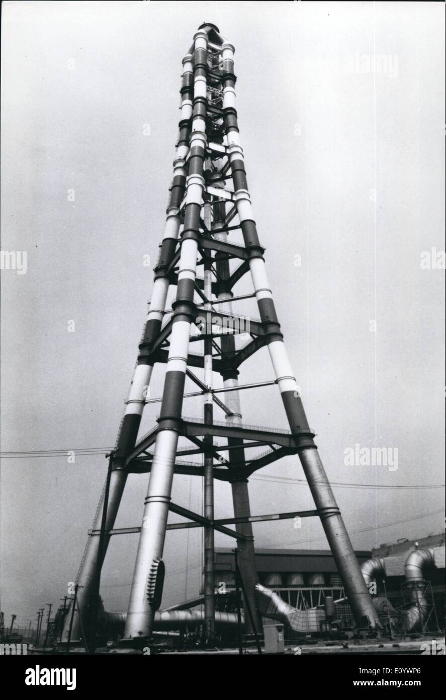 Aug. 08, 1971 - ANTI-EARTHQUAKE CHIMNEY: This four-legged chimney capable of resisting severe earthquakes, and typhoon winds has been erected near the furnaces of the Shin-Nihon Steel Co Works at Kimizu Chiba Prefecture, Japan. The unusual Chimney -220 meters tall, and weighing 2,380 tons is the highest Chimney in the Orient. It was constructed by Mitsubishi Heavy Industries. Stock Photo