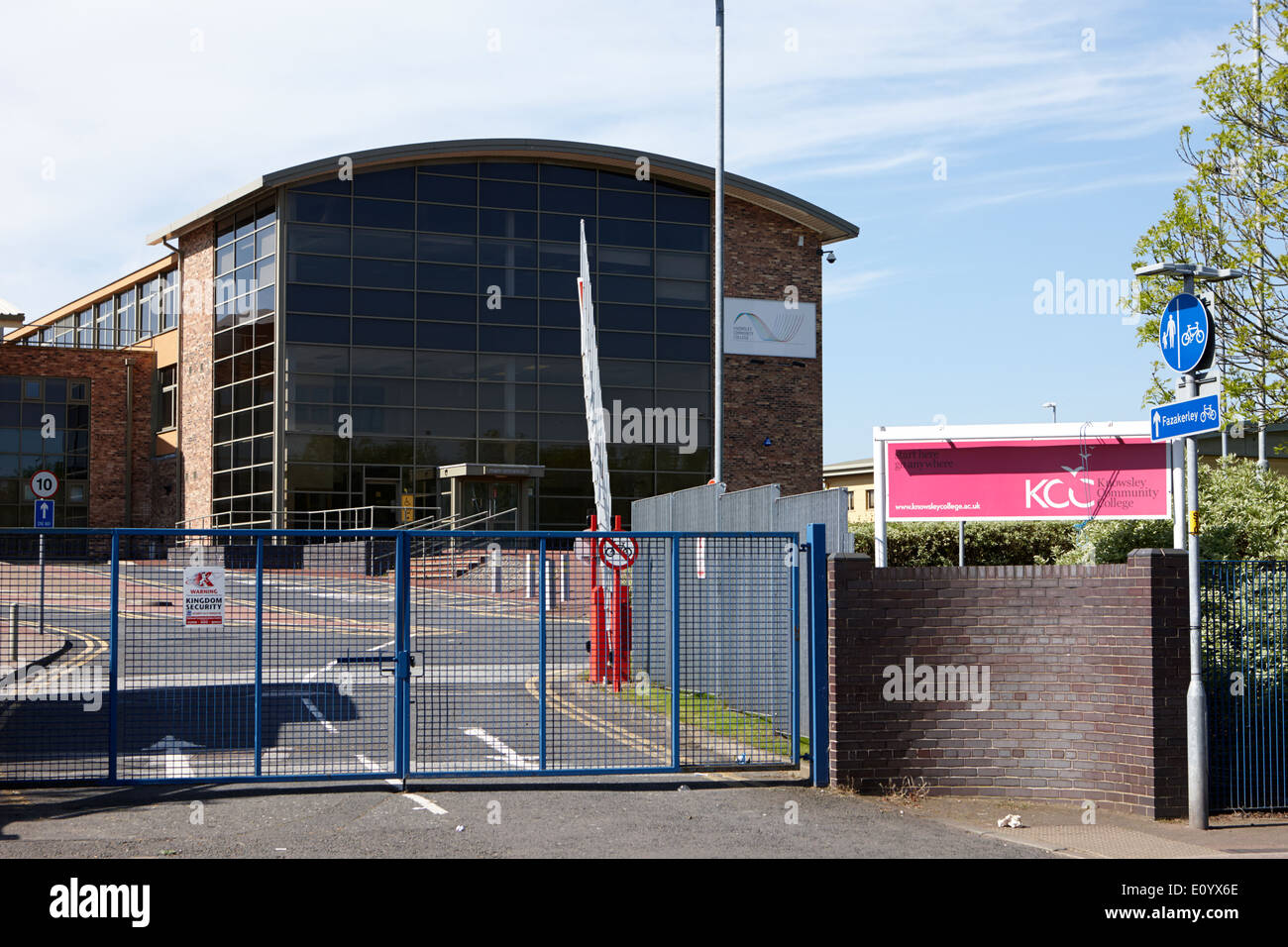 knowsley community college Kirkby town centre Merseyside UK Stock Photo