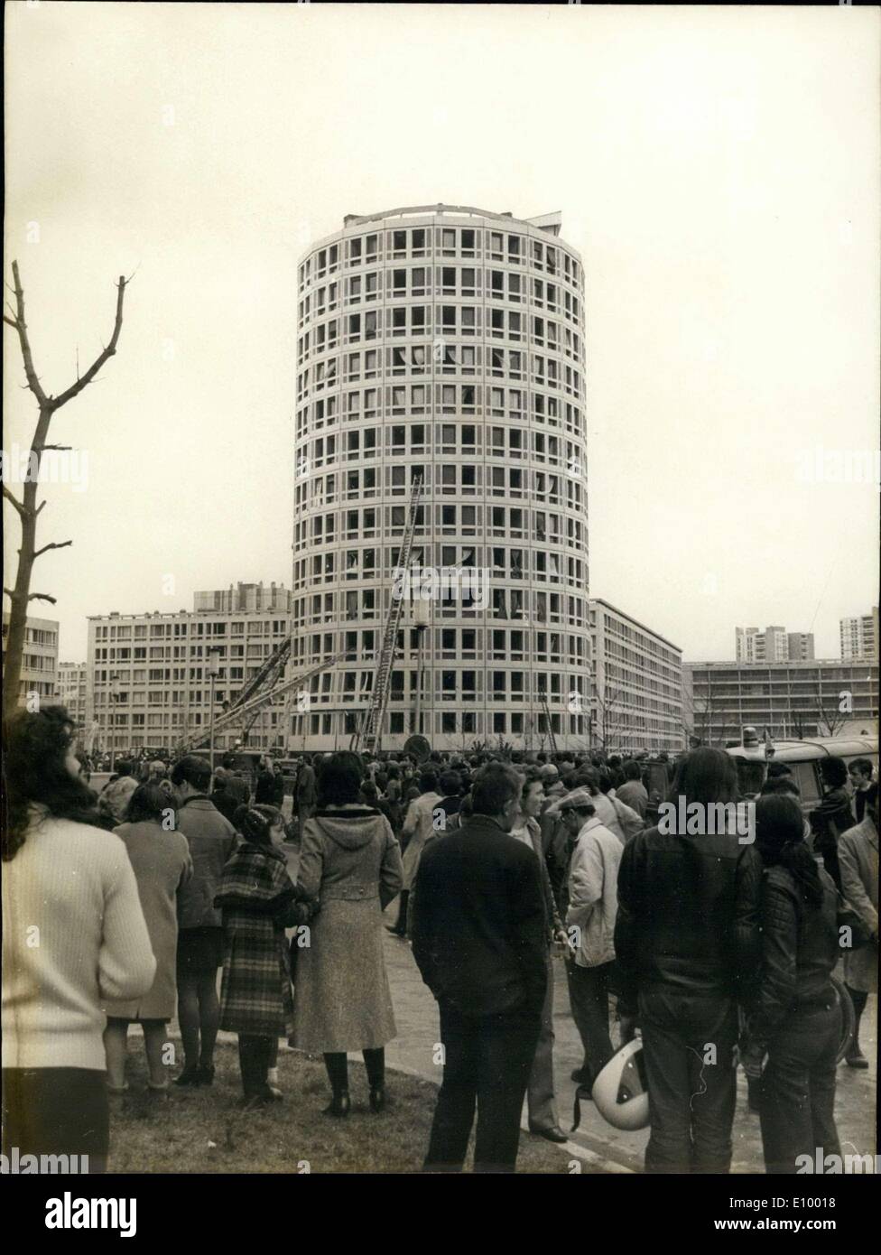 1971 paris hires stock photography and images Alamy