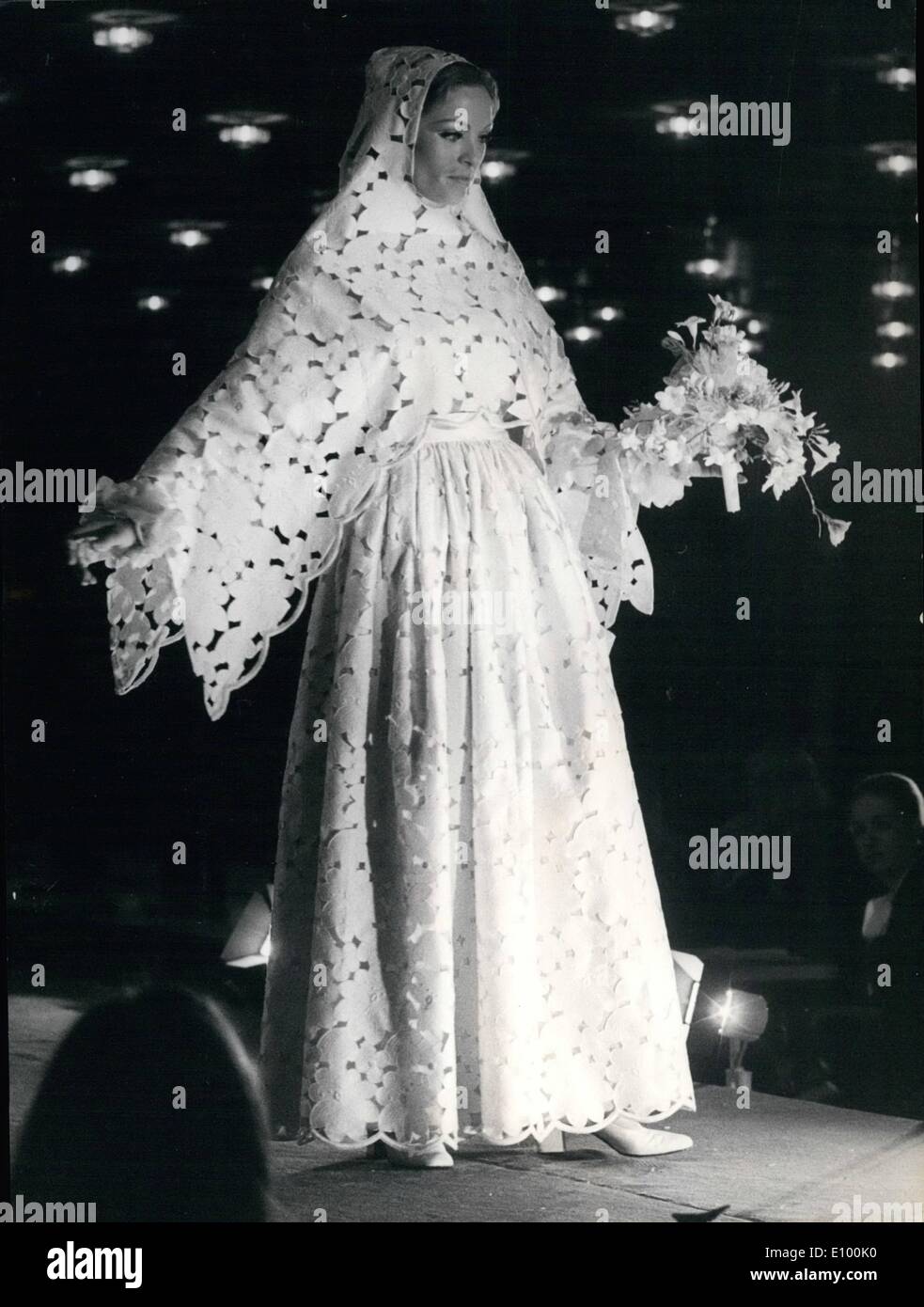 Feb. 02, 1972 - Rencontre de la jeune mode. Photo shows Specially the section ''Wedding dress'' attraced the interest of the prominent guests of this important fashion event in Sankt Gallon. Stock Photo
