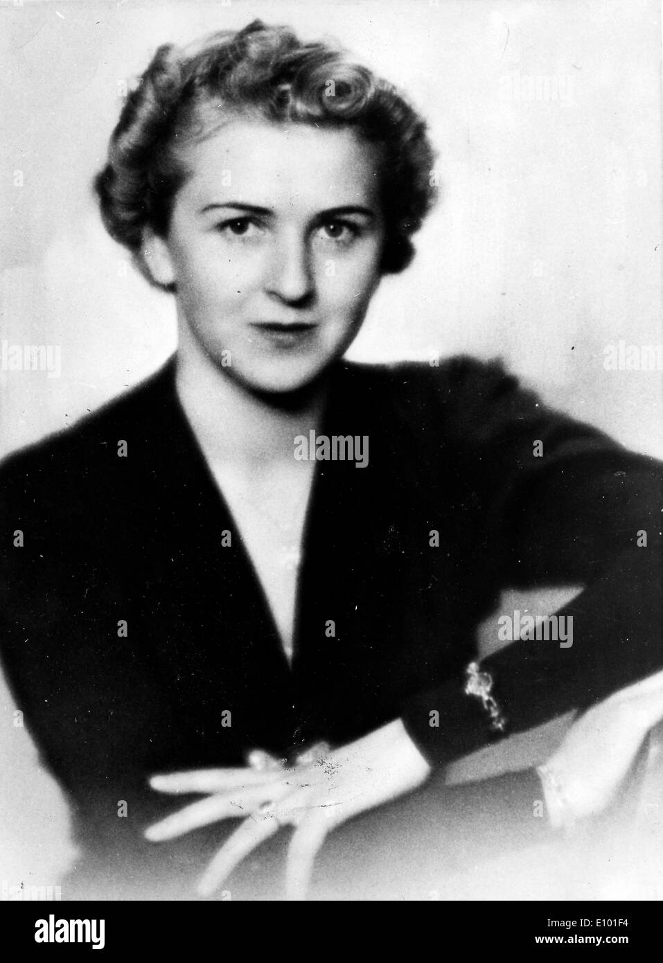 EVA ANNA PAULA BRAUN, died Eva Hitler. (February 6, 1912 April 30, 1945) was the longtime companion of Adolf Hitler and briefly Stock Photo