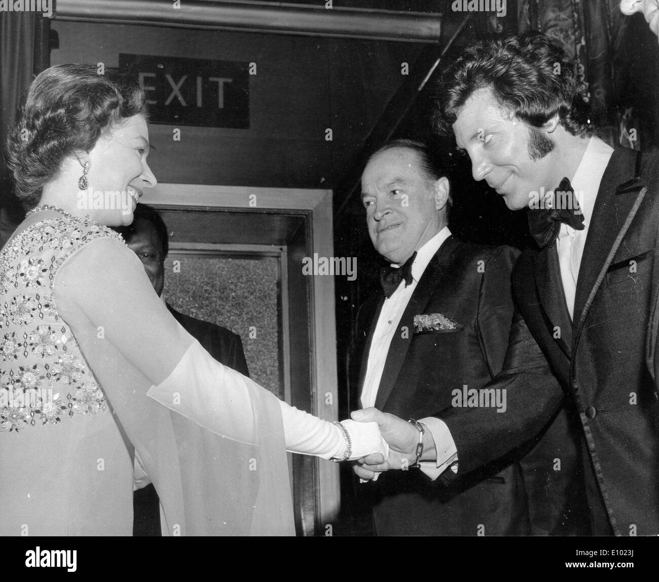 Singer Tom Jones meets Queen Elizabeth II Stock Photo