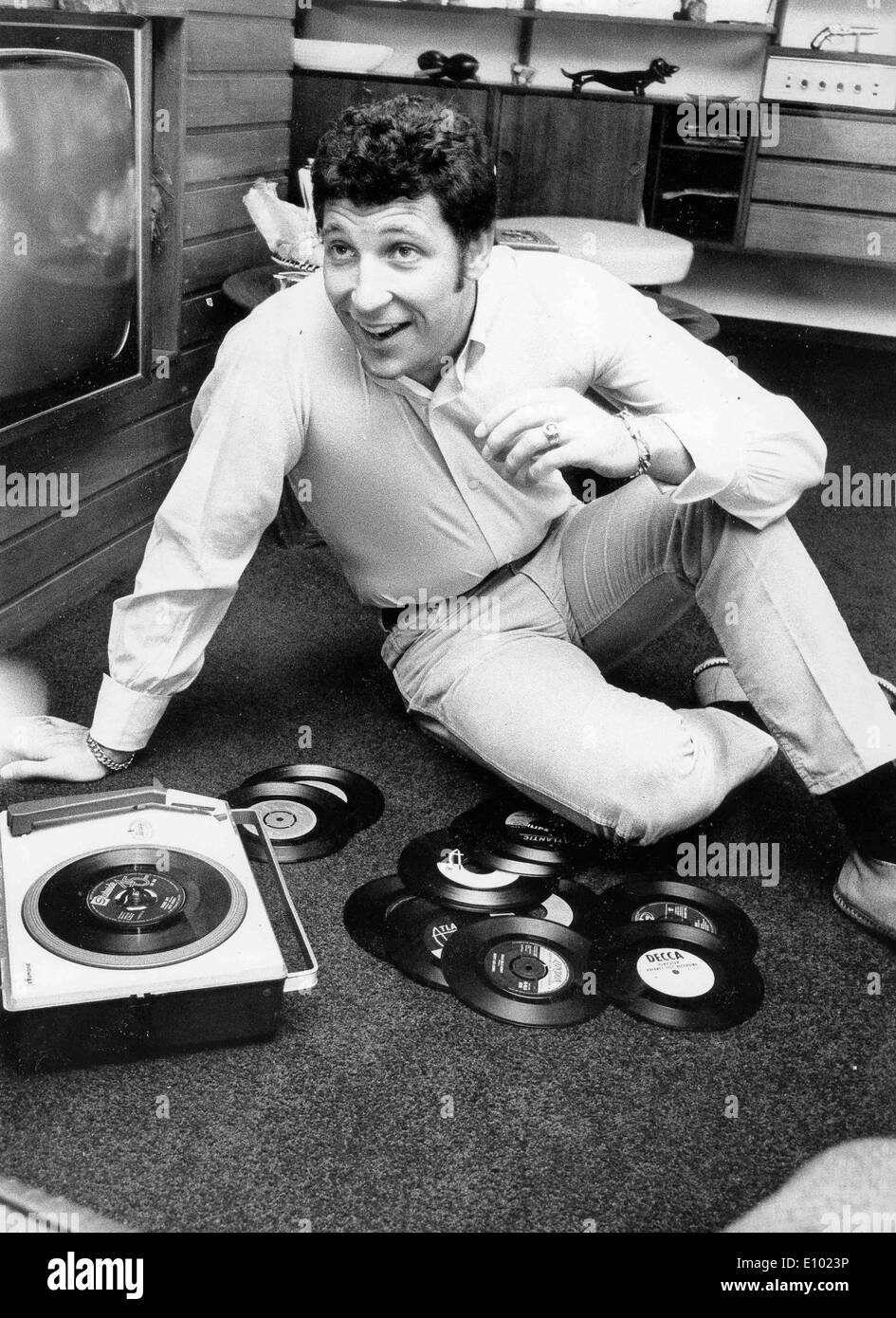 Singer Tom Jones shows off records Stock Photo