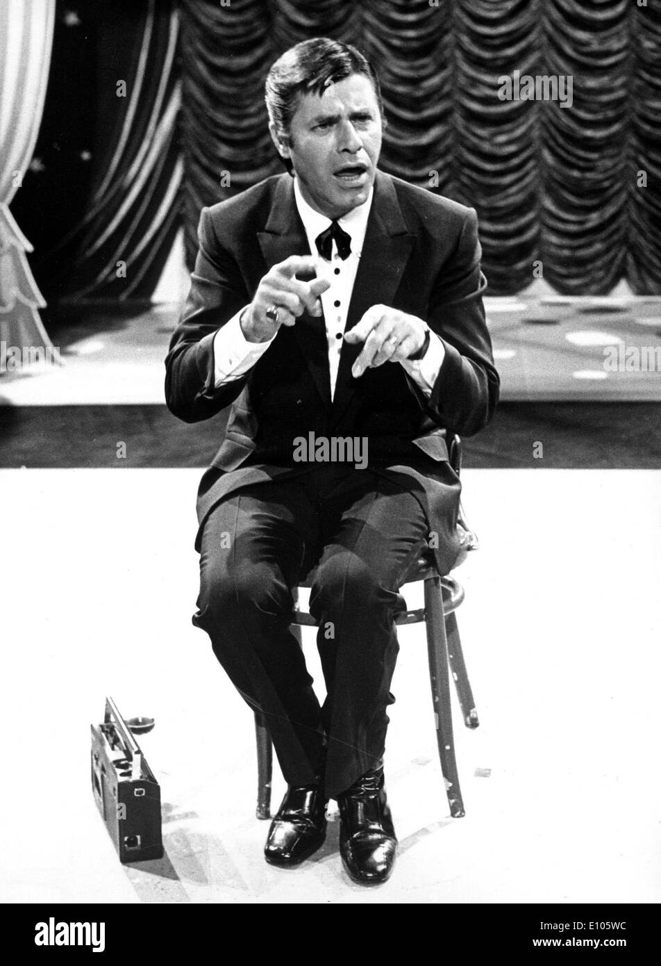 Comedian actor Jerry Lewis performing comedy Stock Photo