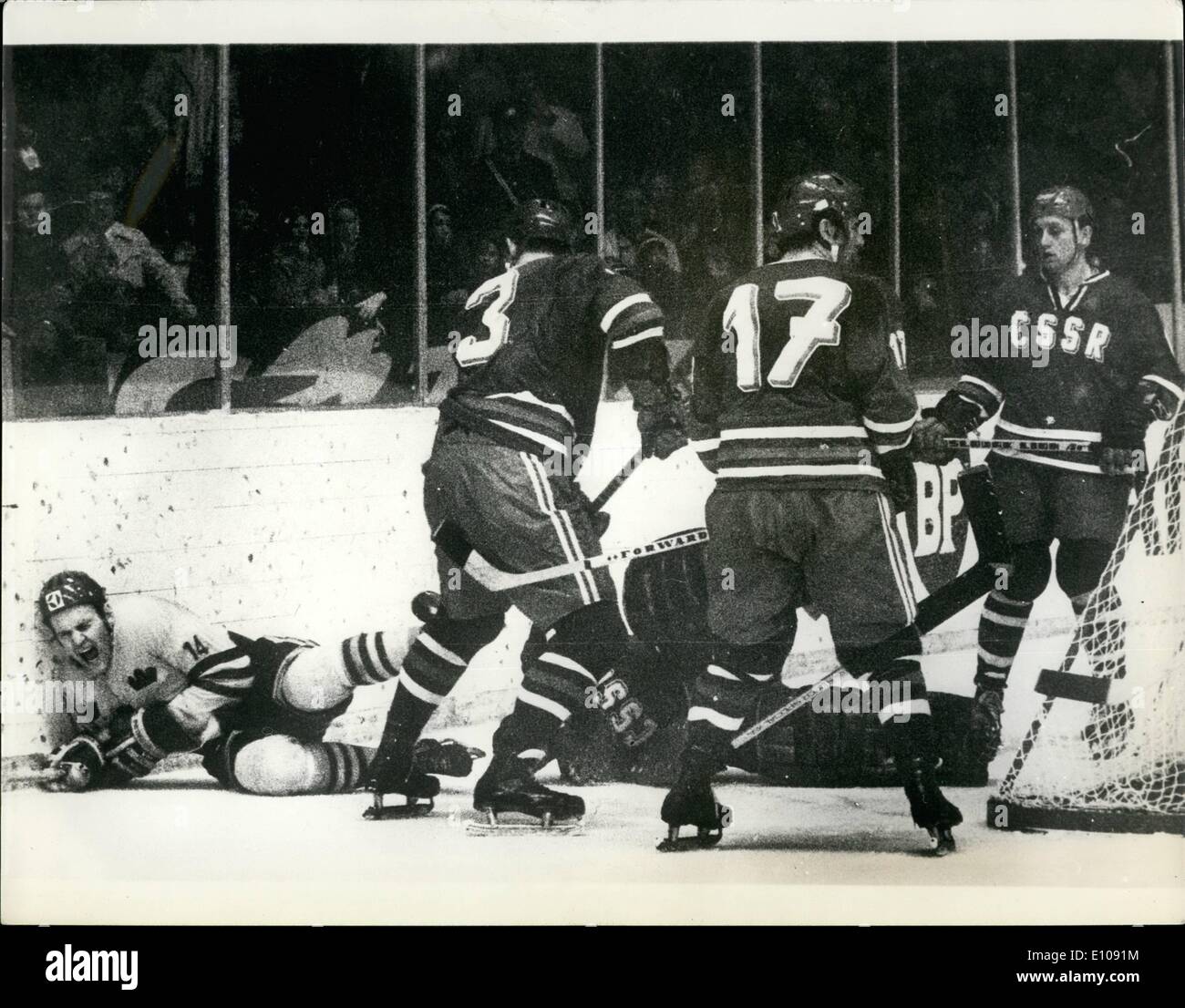 485 Hockey Ussr Images, Stock Photos & Vectors