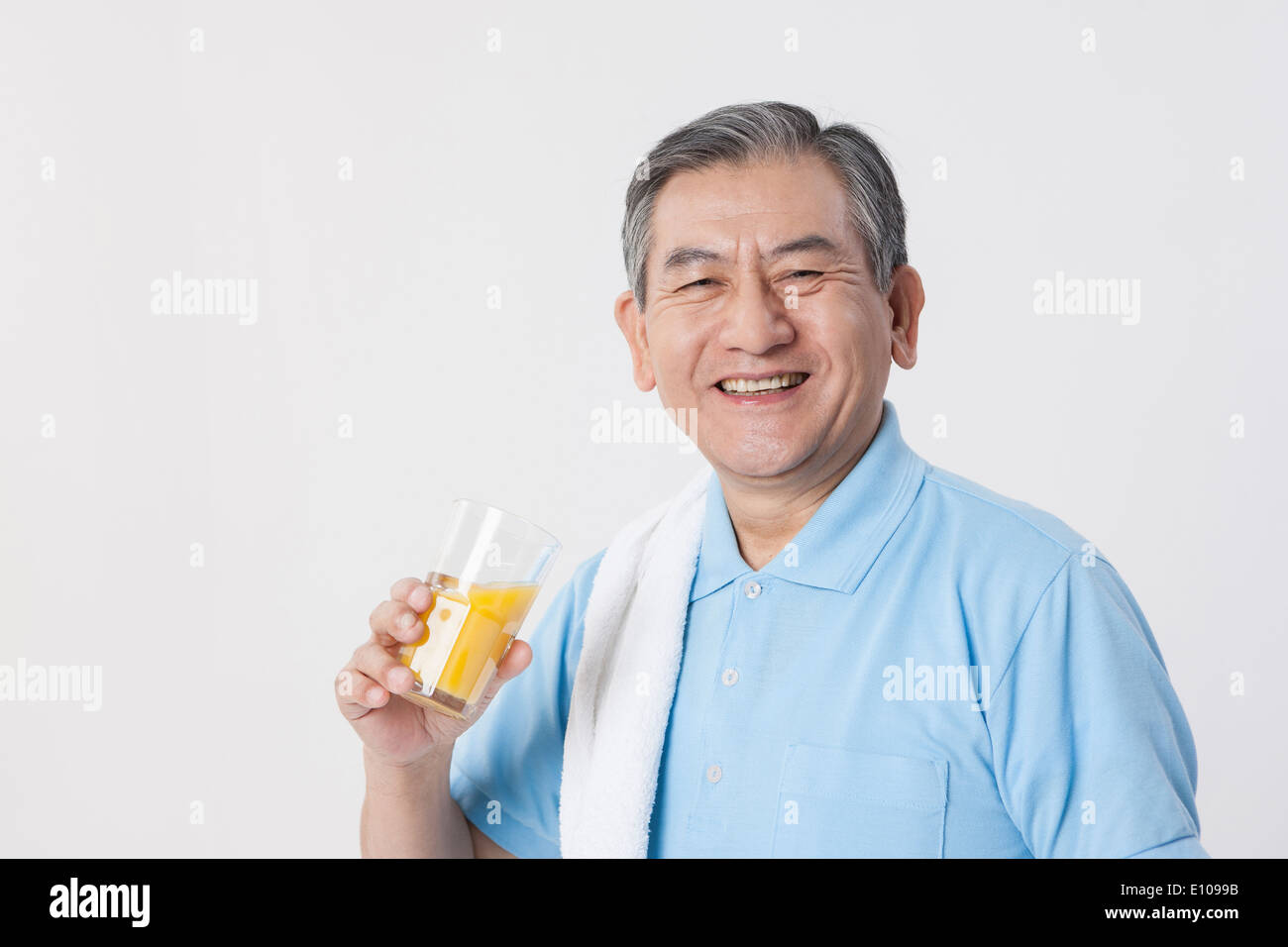 Old man drinking coffee hires stock photography and images Alamy