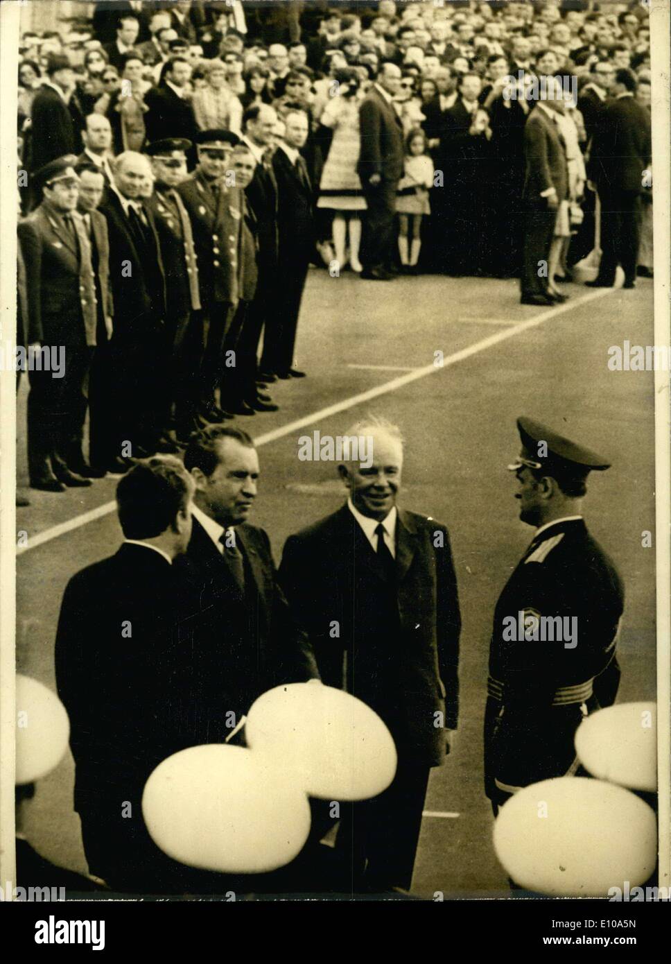 May 25, 1972 - President Richard Nixon began his official visit in the Soviet Unio, during which he will hae several meetings with the Soviet leaders. President Nixon is pictured arriving to the airport in Moscow, welcomed by Mr. Podgorny, as he passes in front of a military assignment giving out honors. Stock Photo