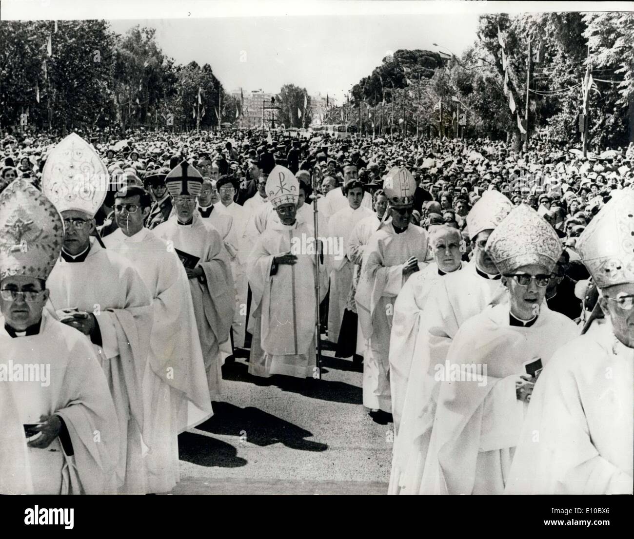 Jun. 01, 1972 - Eucharistic Congress In Valencia: Under the Presidency of General Franco, the VIII National Eucharistic Congress was officiated in Valencia. Photo shows. General view at the Eucharistic Congress which opened in Valencia on May 29. Stock Photo